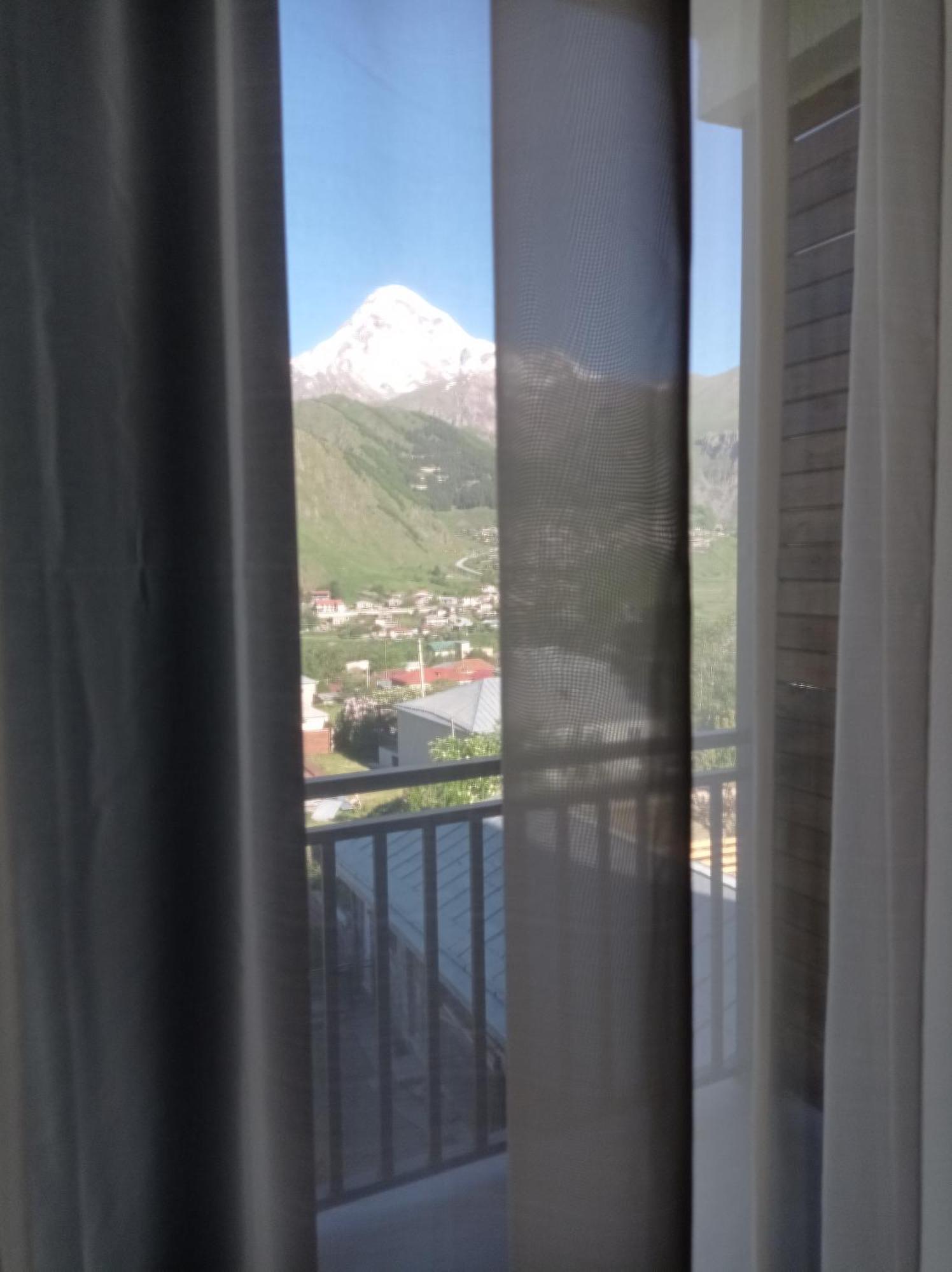 Kazbegi 4U Hotel Room photo