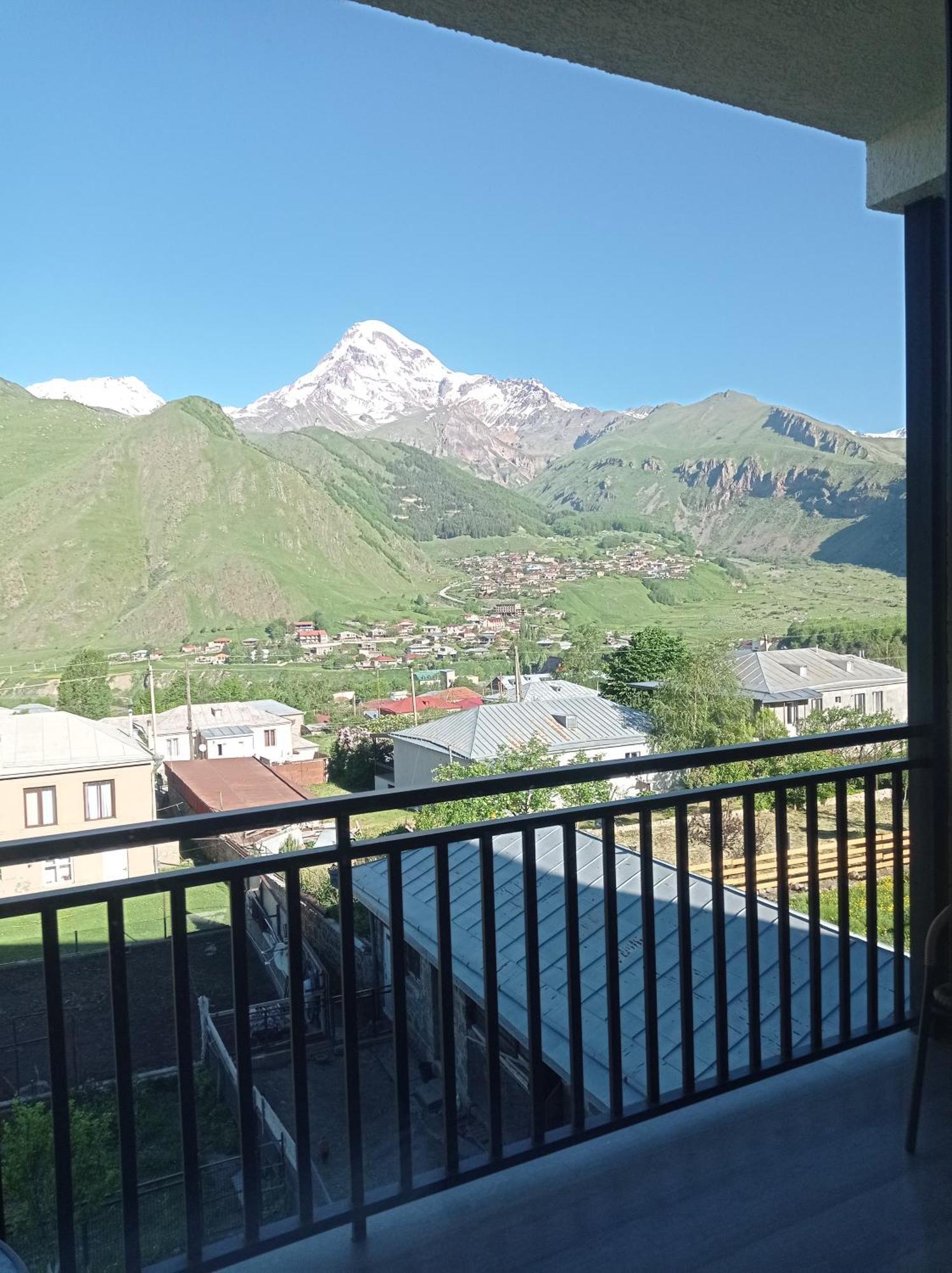 Kazbegi 4U Hotel Room photo