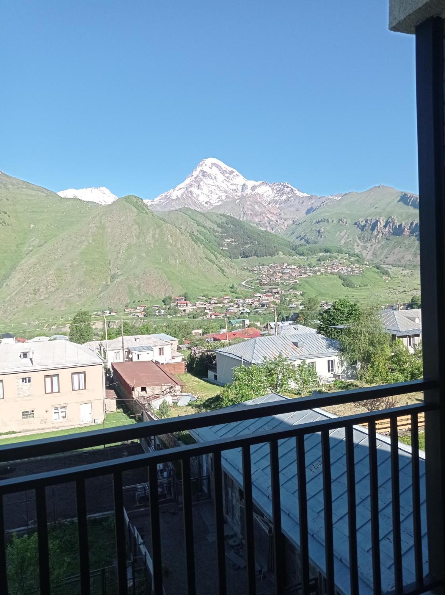 Kazbegi 4U Hotel Room photo